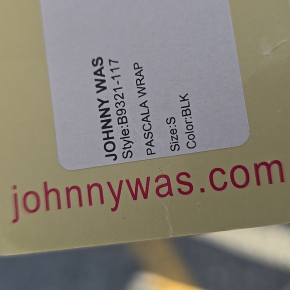 Johnny Was PASCALA WRAP - Picture 13 of 15
